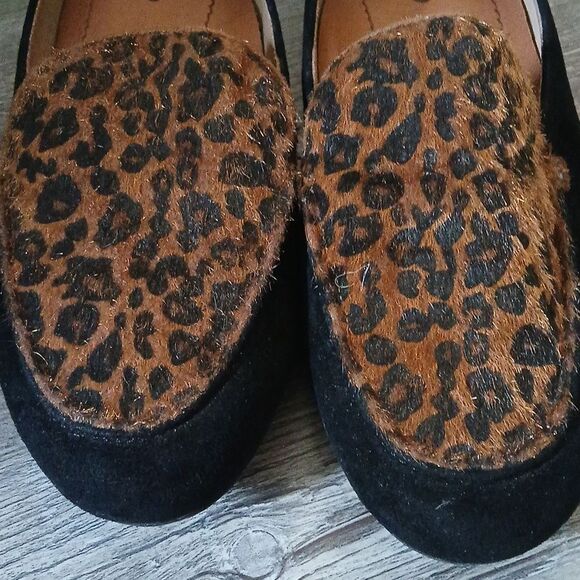 Baretraps Elliana Black Suede Flat with Leopard Print Women SZ 7M - Picture 3 of 8